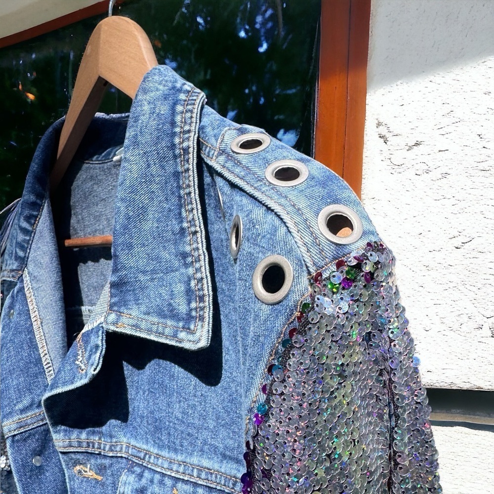 Eras Tour Ready: Dazzling Upcycled Se7en Jacket with Chic Design! Oversized Med - Picture 7 of 16